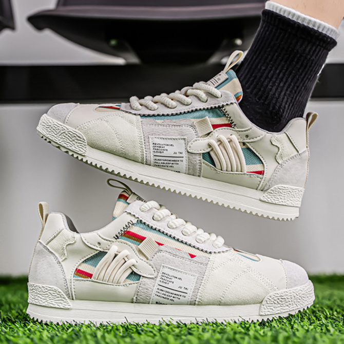 Arcade Retro Sneakers