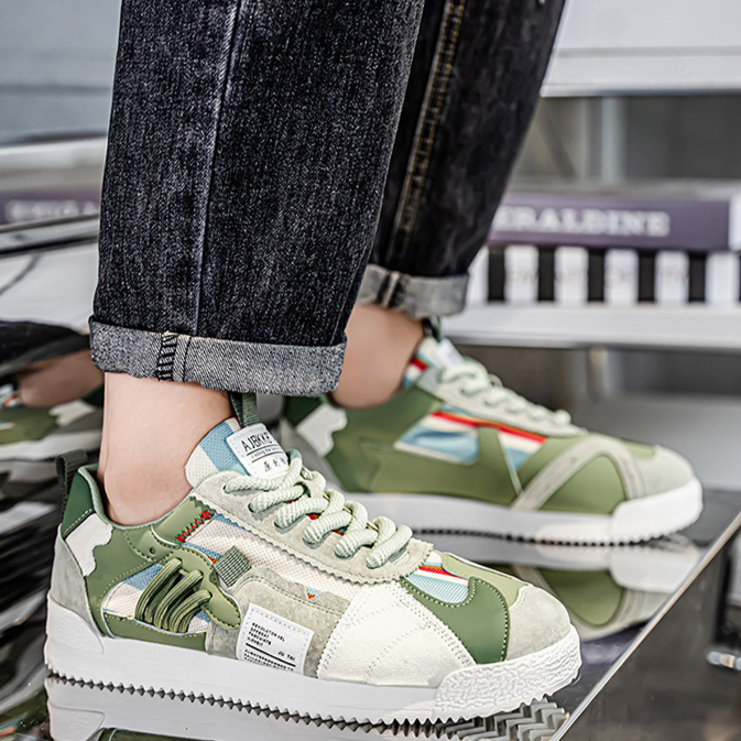 Arcade Retro Sneakers