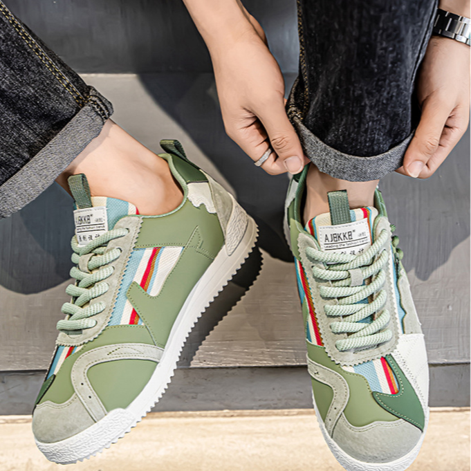 Arcade Retro Sneakers