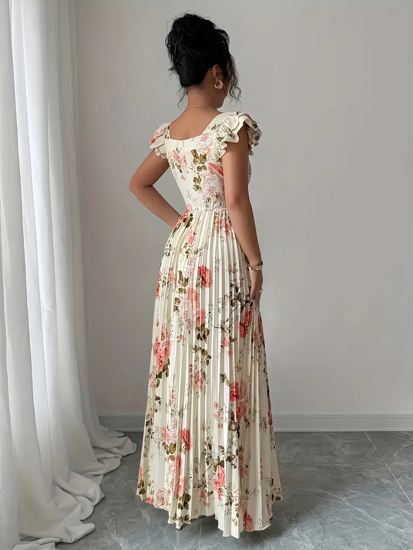 Abigail | Elegant Floral Pleated Midi Dress